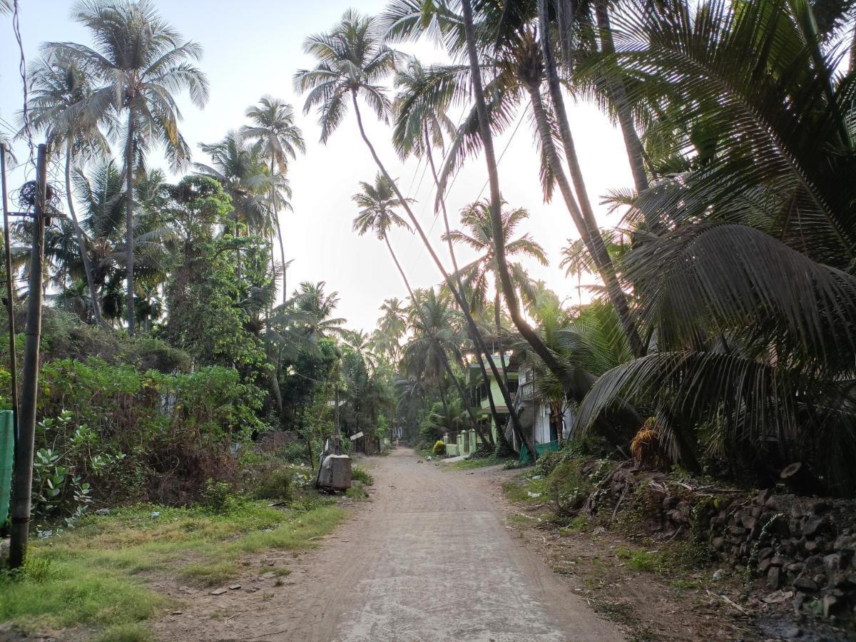 Parvati Niwas Homestay -Nearby Revdanda Beach & Fort - Wifi Available Alībāg Eksteriør bilde